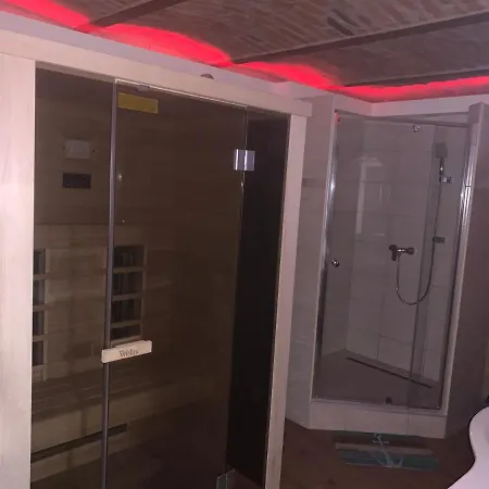 Balaton Wellness Tom Cat Nyaralo 1 Wellness Es 1 Gyermekbarat Apartmannal Kovagoors Exterior photo