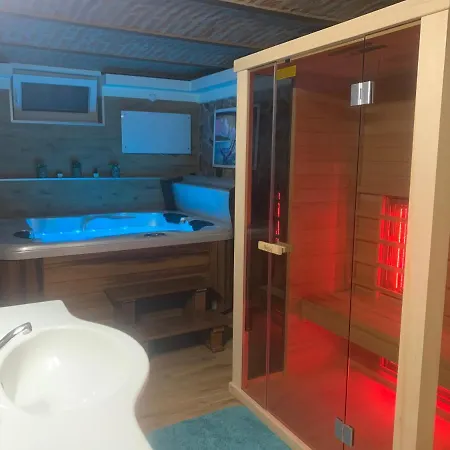 Balaton Wellness Tom Cat Nyaralo 1 Wellness Es 1 Gyermekbarat Apartmannal Kovagoors Exterior photo