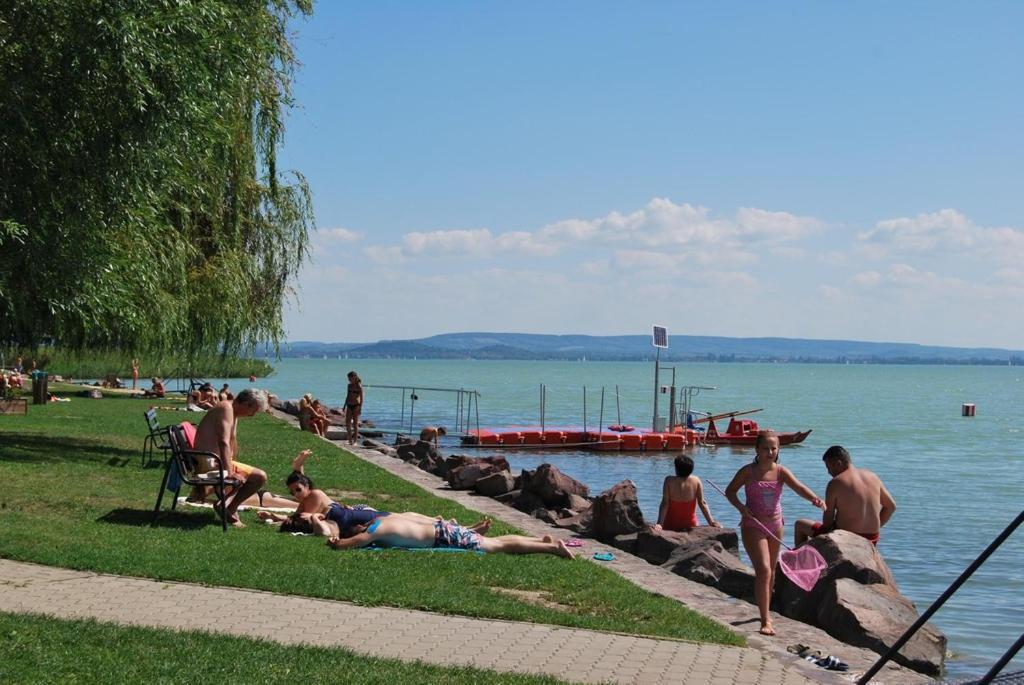 Holiday home Balaton Wellness Tom Cat Nyaralo 1 Wellness Es 1 Gyermekbarat Apartmannal *
