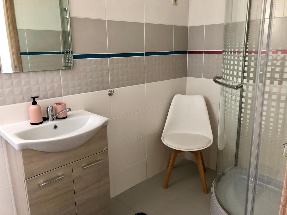 Holiday home Balaton Wellness Tom Cat Nyaralo 1 Wellness Es 1 Gyermekbarat Apartmannal Kovagoors